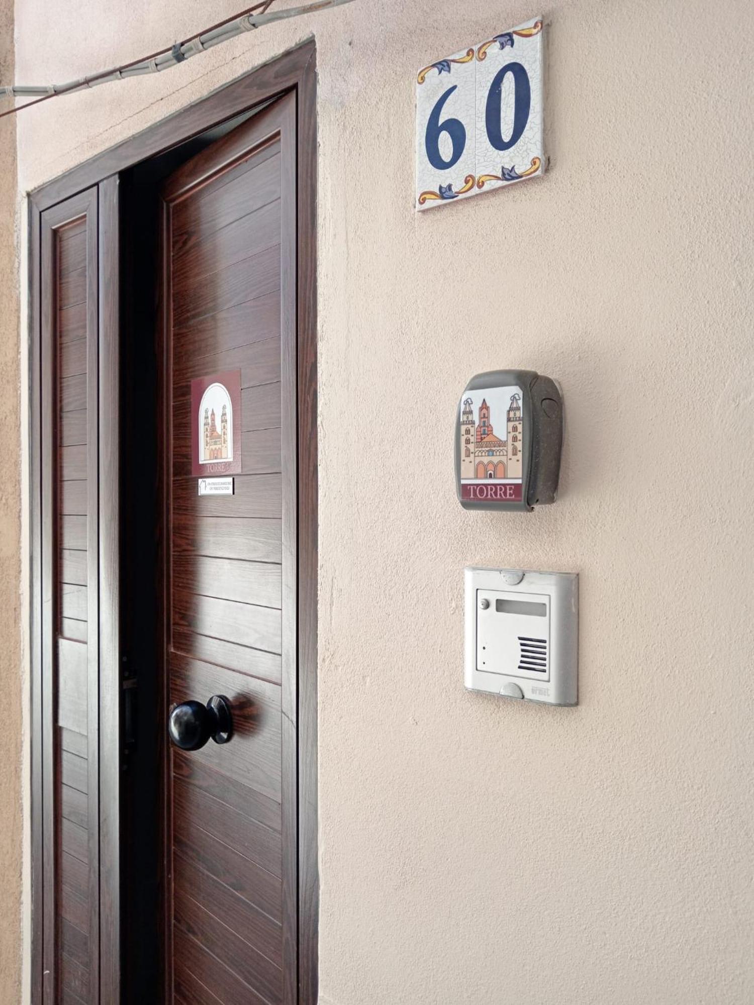 Rocca&Torre Houses チェファル 部屋 写真